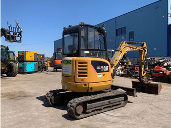 Mini bager CAT 302.7 CR: slika 4 Mini bager CAT 302.7 CR: slika 4