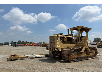 Mašina za polaganje cevi CATERPILLAR