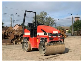 Valjak za puteve JCB