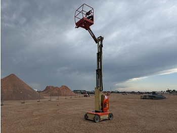 Jarbolna penjajuća platforma JLG