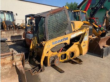 Mini utovarivač KOMATSU SK714