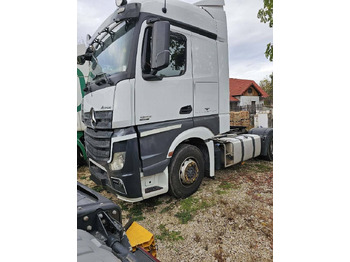 Tegljač MERCEDES-BENZ Actros 1842