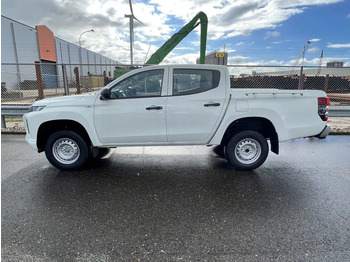 Pikap MITSUBISHI L200