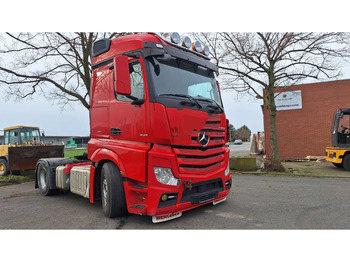 Tegljač MERCEDES-BENZ Actros 1845