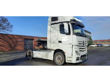 Tegljač MERCEDES-BENZ Actros 1845