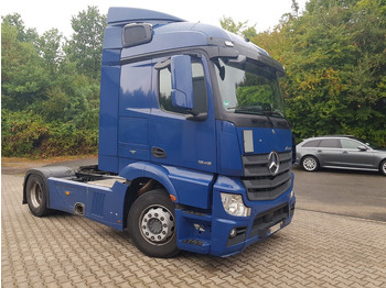 Tegljač MERCEDES-BENZ Actros 1845