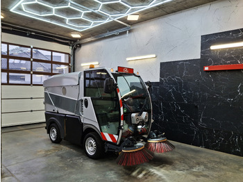 Autočistilica BUCHER