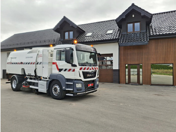 Autočistilica BUCHER