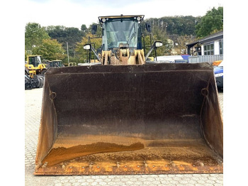 Utovarivač točkaš CAT 972 M: slika 2