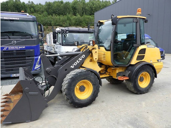Utovarivač točkaš VOLVO L25F
