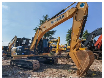 Bager guseničar CATERPILLAR 323D2L