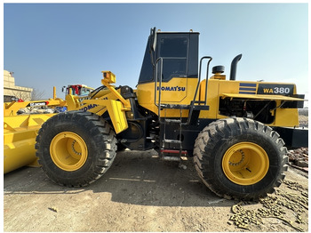 Utovarivač točkaš KOMATSU WA380