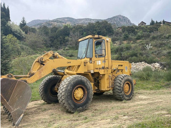 Utovarivač točkaš CATERPILLAR 950B