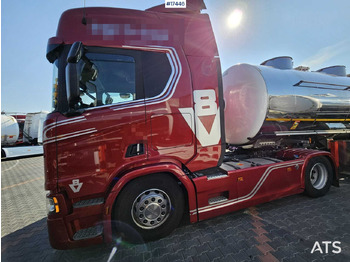 Tegljač SCANIA R 530 V8