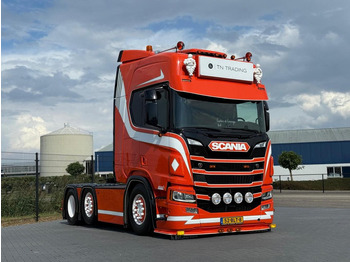 Tegljač SCANIA R 500
