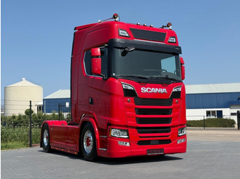 Tegljač SCANIA S