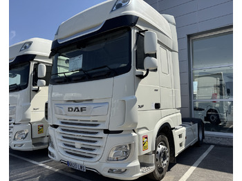 Tegljač DAF XF 530