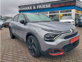 : fotografija u zaglavlju