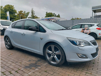 Limuzina OPEL