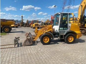Utovarivač točkaš LIEBHERR L 506