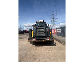 Utovarivač točkaš Hyundai HL960HDXT: slika 4