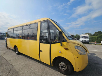 Školski autobus IVECO