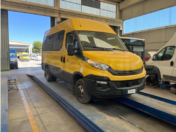 Školski autobus IVECO Daily