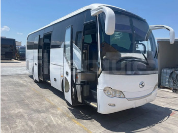 Turistički autobus