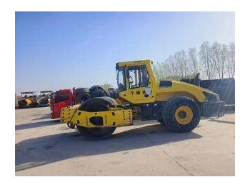 Valjak za puteve BOMAG