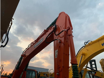 Bager guseničar Doosan DX 225 LC: slika 2
