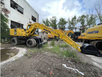Bager točkaš KOMATSU PW160