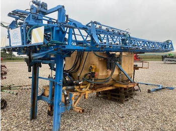 Prskalica montirana na traktor