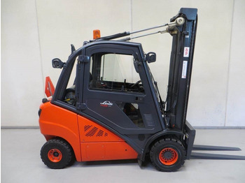 Gasni viljuškar LINDE H25