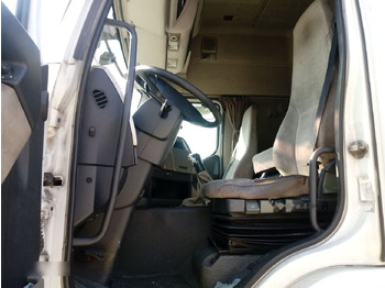 Kamion cisterna Renault PREMIUM 450 DXI: slika 5