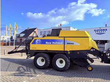 Poljoprivredna mašina NEW HOLLAND