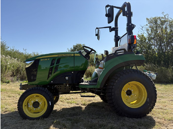 Mali traktor JOHN DEERE 2R Series