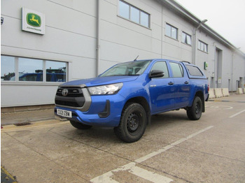 Pikap TOYOTA Hilux