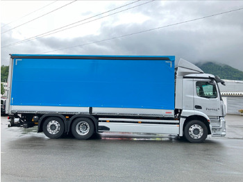 Kamion sa ceradom MERCEDES-BENZ Actros