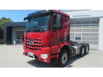 Tegljač MERCEDES-BENZ