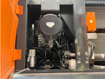 Bager točkaš DOOSAN DX210