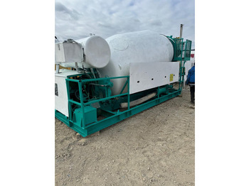 CIFA Concrete Mixer with own engine CIFA Concrete Mixer with own engine: slika 1