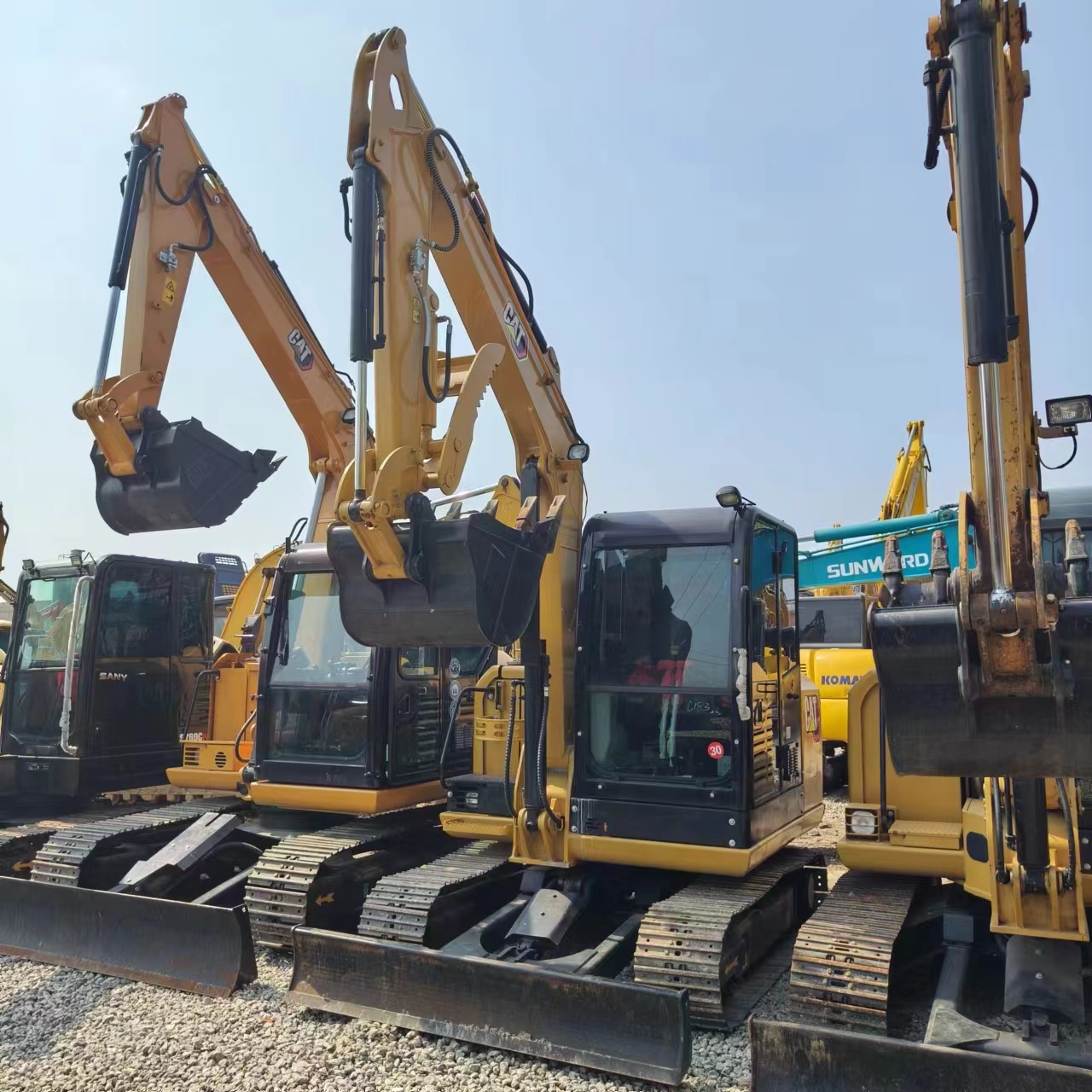 Bager guseničar CATERPILLAR 306E2: slika 3