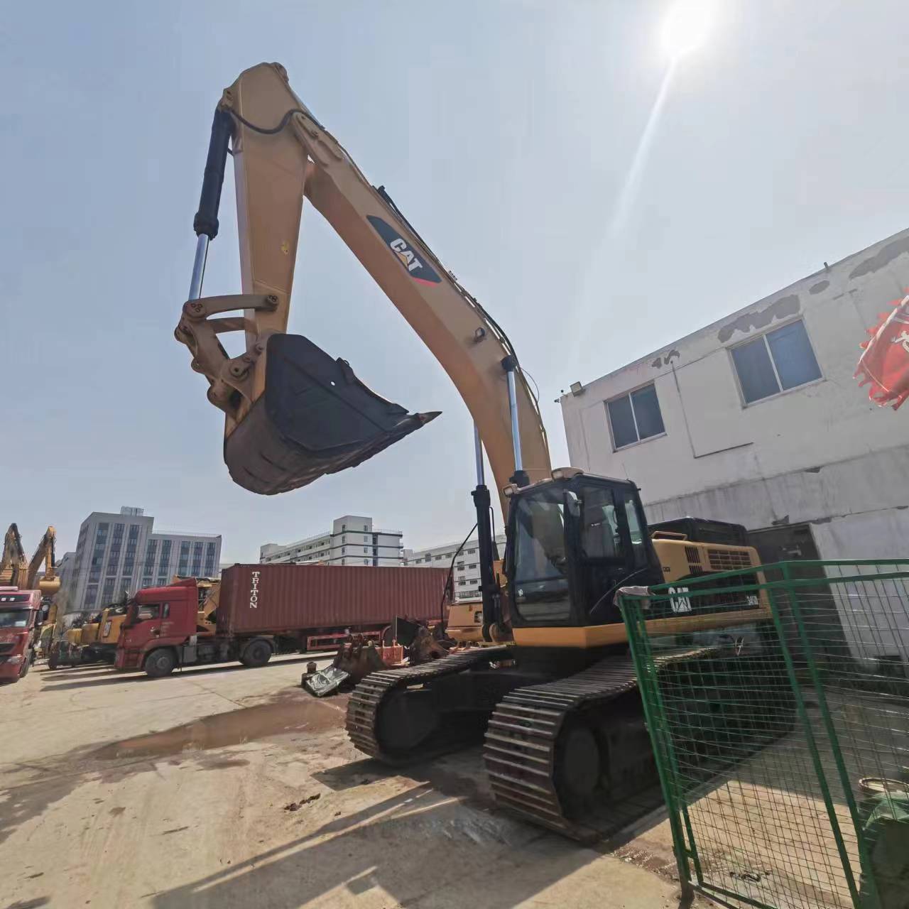 Bager guseničar CATERPILLAR 345D: slika 2
