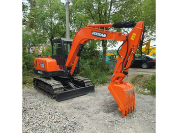 Bager guseničar DOOSAN DH60