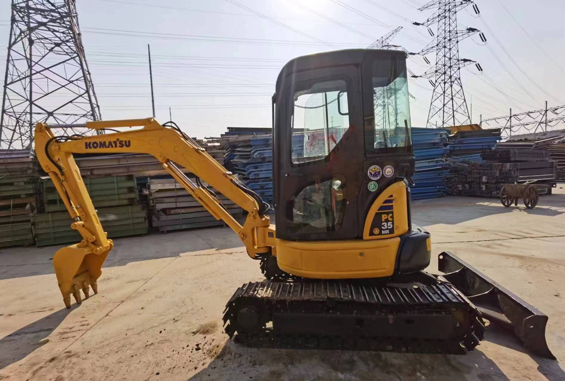 Mini bager KOMATSU PC35: slika 3