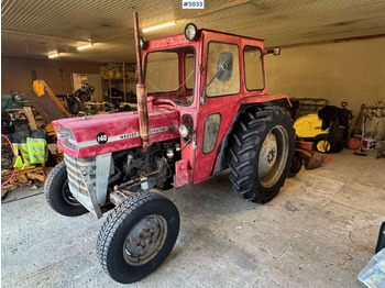 Traktor MASSEY FERGUSON 1000 series