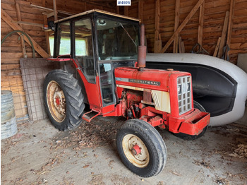 Traktor INTERNATIONAL