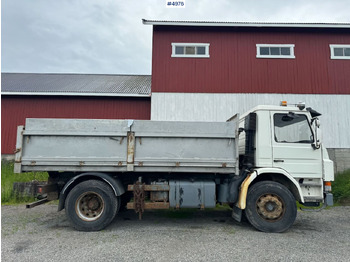 Istovarivač SCANIA P93