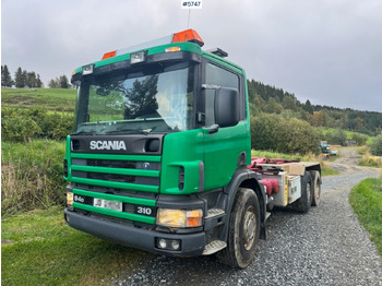 Kamion sa hidrauličnom kukom SCANIA 94