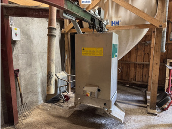 Oprema za stoku GEA M300 Automatic feeder, barely used.: slika 2 Oprema za stoku GEA M300 Automatic feeder, barely used.: slika 2